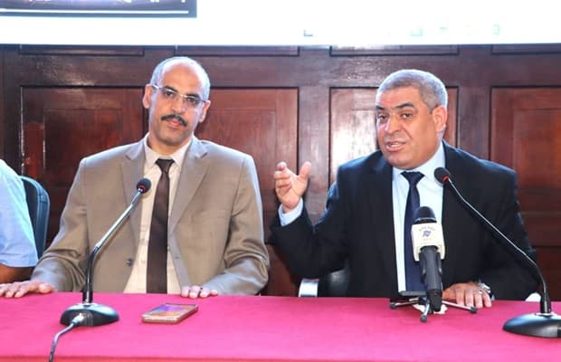 تنظيم لقاء تحسيسي تحت اشراف مدير الجامعة بمركز الجزائر شرق