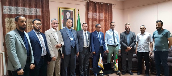 تنصيب الأستاذ ياسين ڨطاف مديرًا لمركز التكوين المتواصل البيض