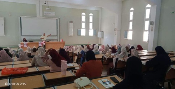 جامعة التكوين المتواصل تحيي أكتوبر الوردي عبر مراكزها الجامعية عبر الوطن