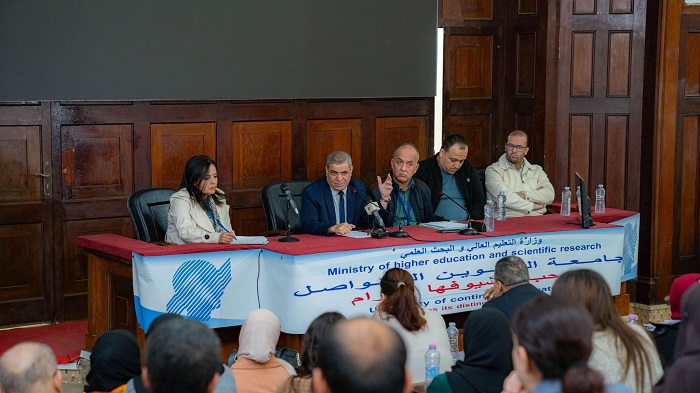  The Rector of the University, Prof. Yahya Jafri, in a Direct Dialogue with Students of the Algeria East Center