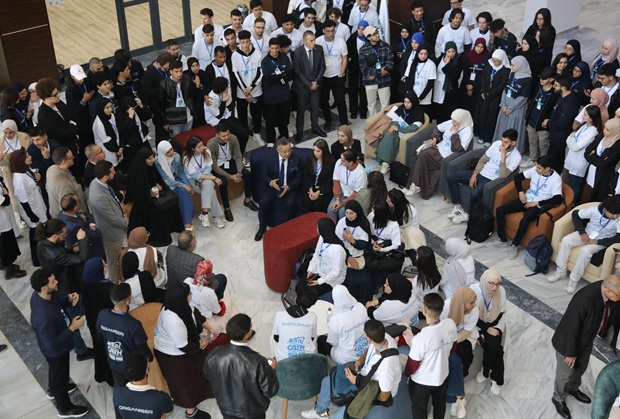 تهنئة لحاضنة أعمال جامعة التكوين المتواصل