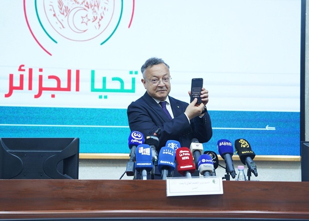 ندوة صحفية للحديث عن جديد الدخول الجامعي 2025-2026 من تنشيط وزير التعليم العالي والبحث العلمي