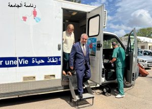 حملة تبرع بالدم برئاسة جامعة التكوين المتواصل و مختلف مراكزها