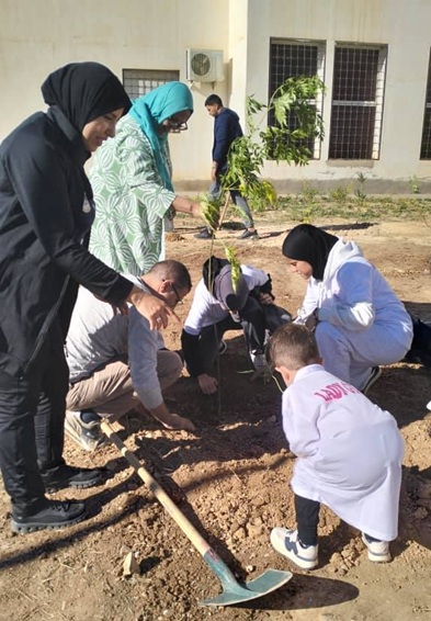 مشاركة جامعة التكوين المتواصل بمختلف مراكزها في الحملة الوطنية للتشجير