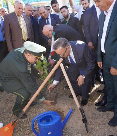  مشاركة وزير التعليم العالي والبحث العلمي في الحملة الوطنية للتشجير