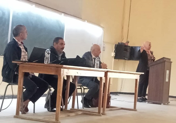 تنظيم ندوة تكوينية حول كيفية الولوج إلى المنصات التعليمية الرقمية لفائدة طلبة الطب