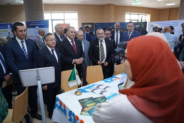  إفتتاح الطبعة الأولى لمعرض عروض العمل تحت إشراف وزير التعليم العالي والبحث العلمي