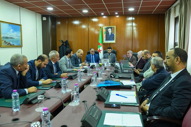  الاستماع لمدير الجامعة من طرف لجنة التربية والتعليم العالي والبحث العلمي والشؤون الدينية